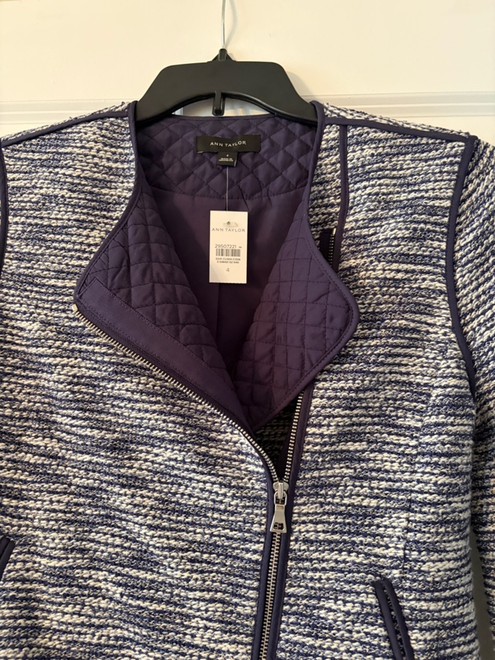 Ann Taylor Navy & White Textured Zip-Front Blazer - Picture 8 of 13